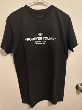 Forever Young Black Graphic Tee - Men
